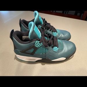Jordan 4 teal